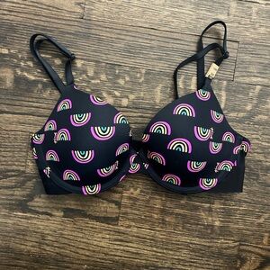 NWT Victoria Secret Tshirt Bra